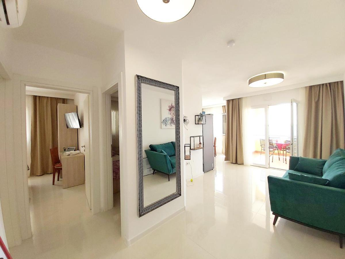 Apartament โตรกีร์ ภายนอก รูปภาพ